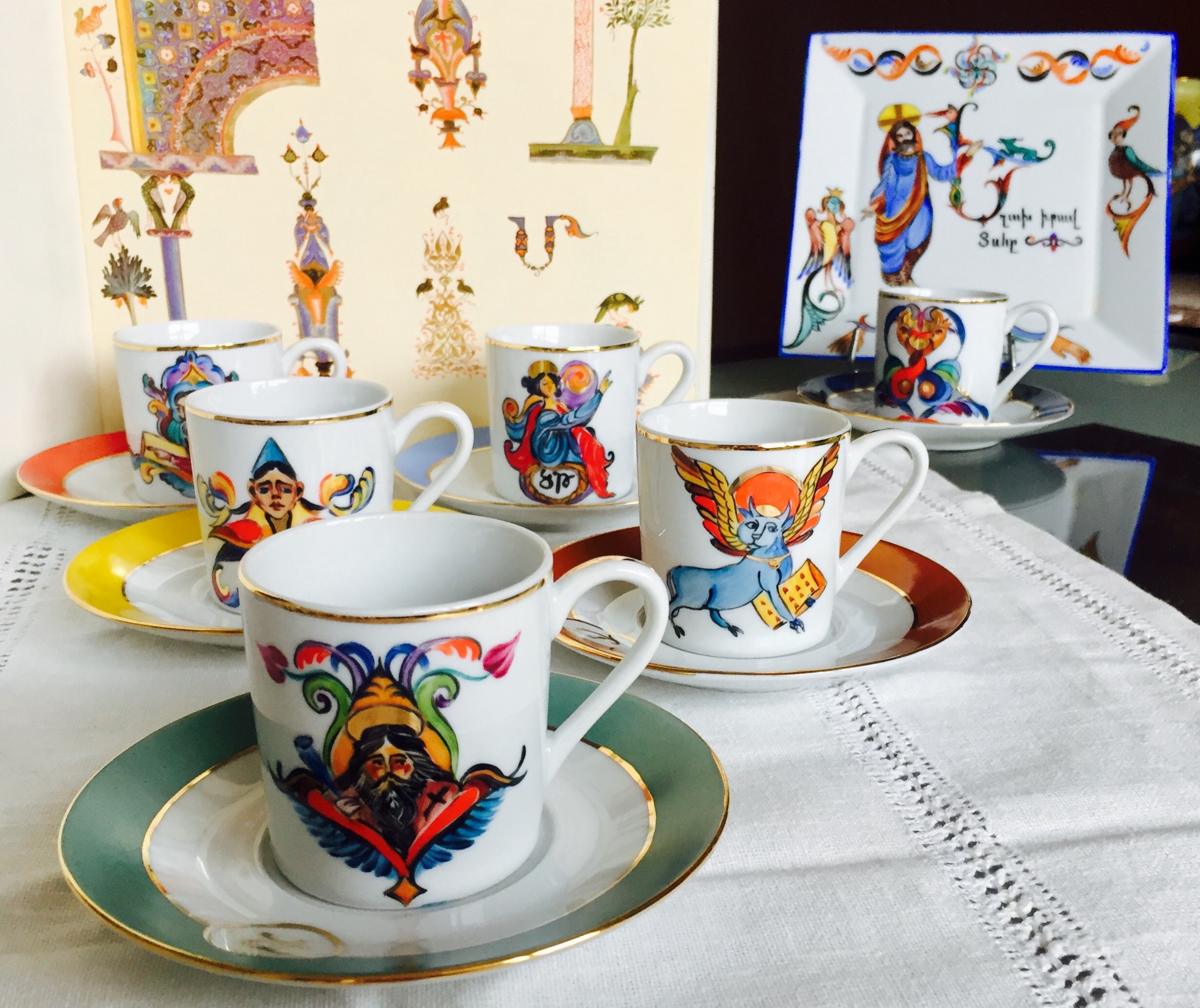 Tasses à thé Miniatures médiévale